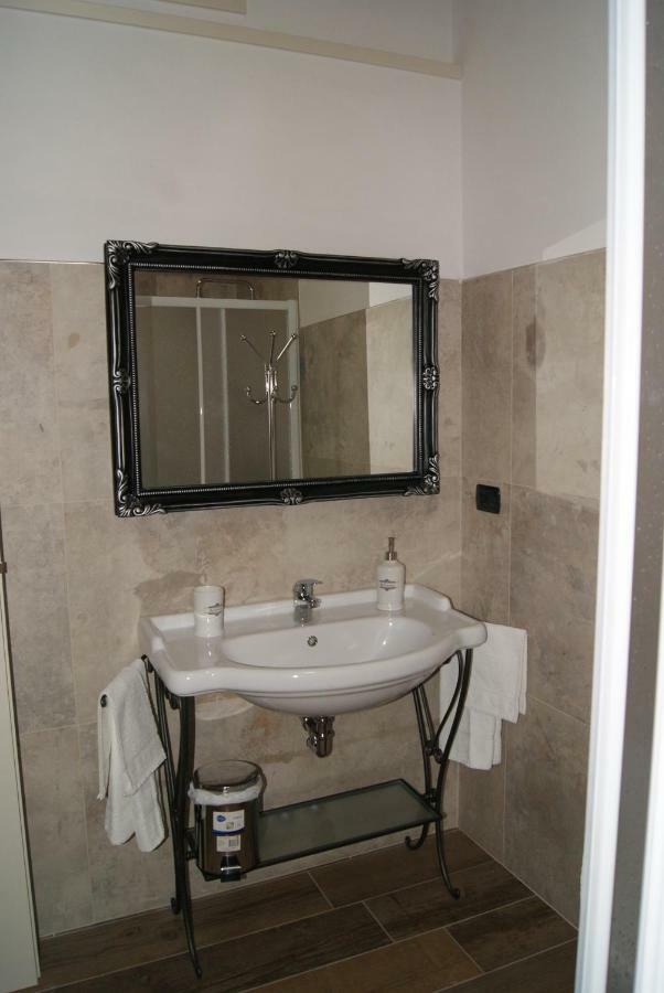 B&B Casa Santa Lucia Manerba del Garda Εξωτερικό φωτογραφία