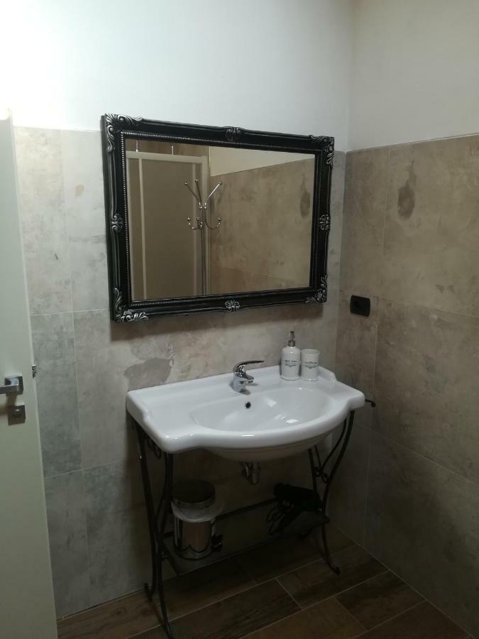 B&B Casa Santa Lucia Manerba del Garda Εξωτερικό φωτογραφία