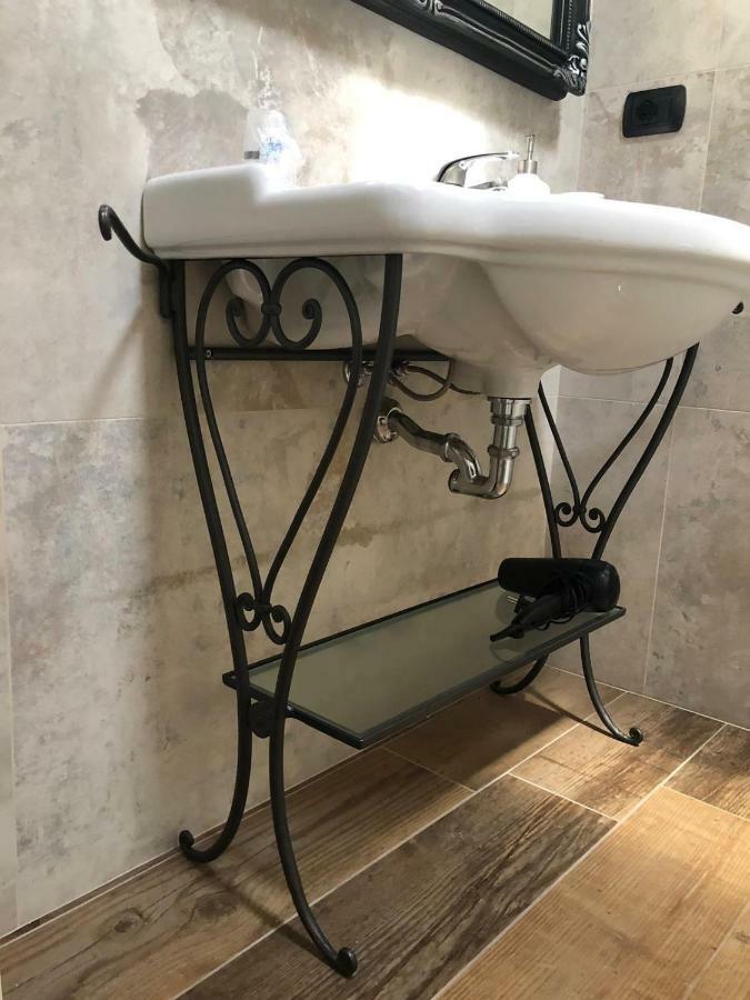 B&B Casa Santa Lucia Manerba del Garda Εξωτερικό φωτογραφία
